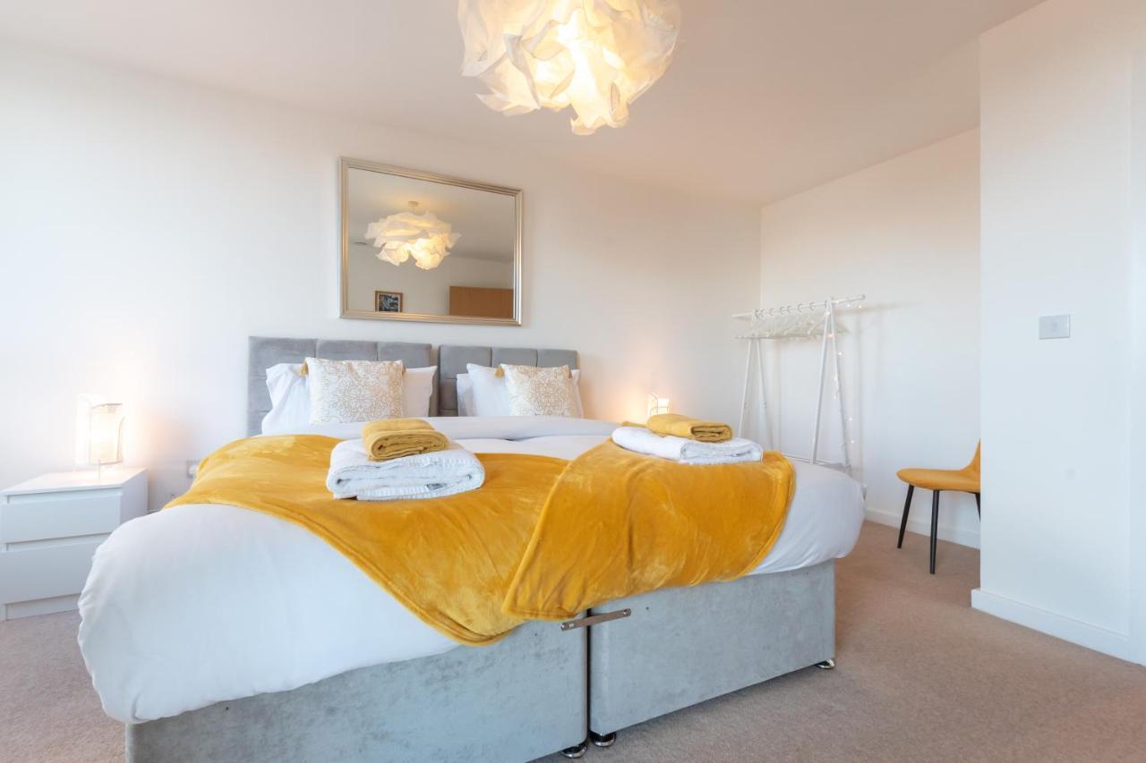 Amber Apartment Oasis - Your Gateway To Southampton'S Vibrant Heart, Port, Shopping Esterno foto