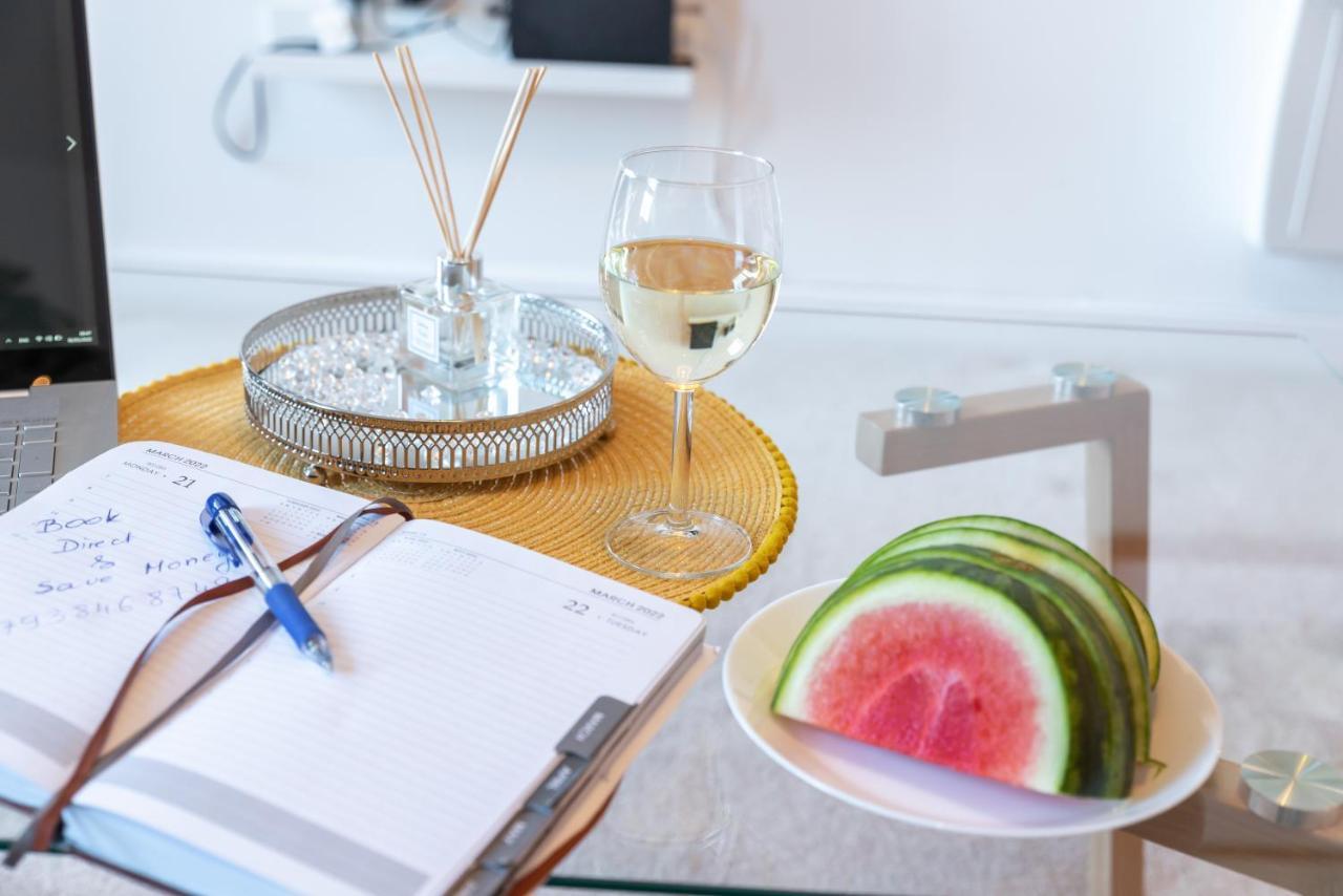 Amber Apartment Oasis - Your Gateway To Southampton'S Vibrant Heart, Port, Shopping Esterno foto